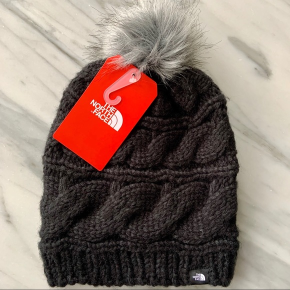 the north face triple cable fur pom
